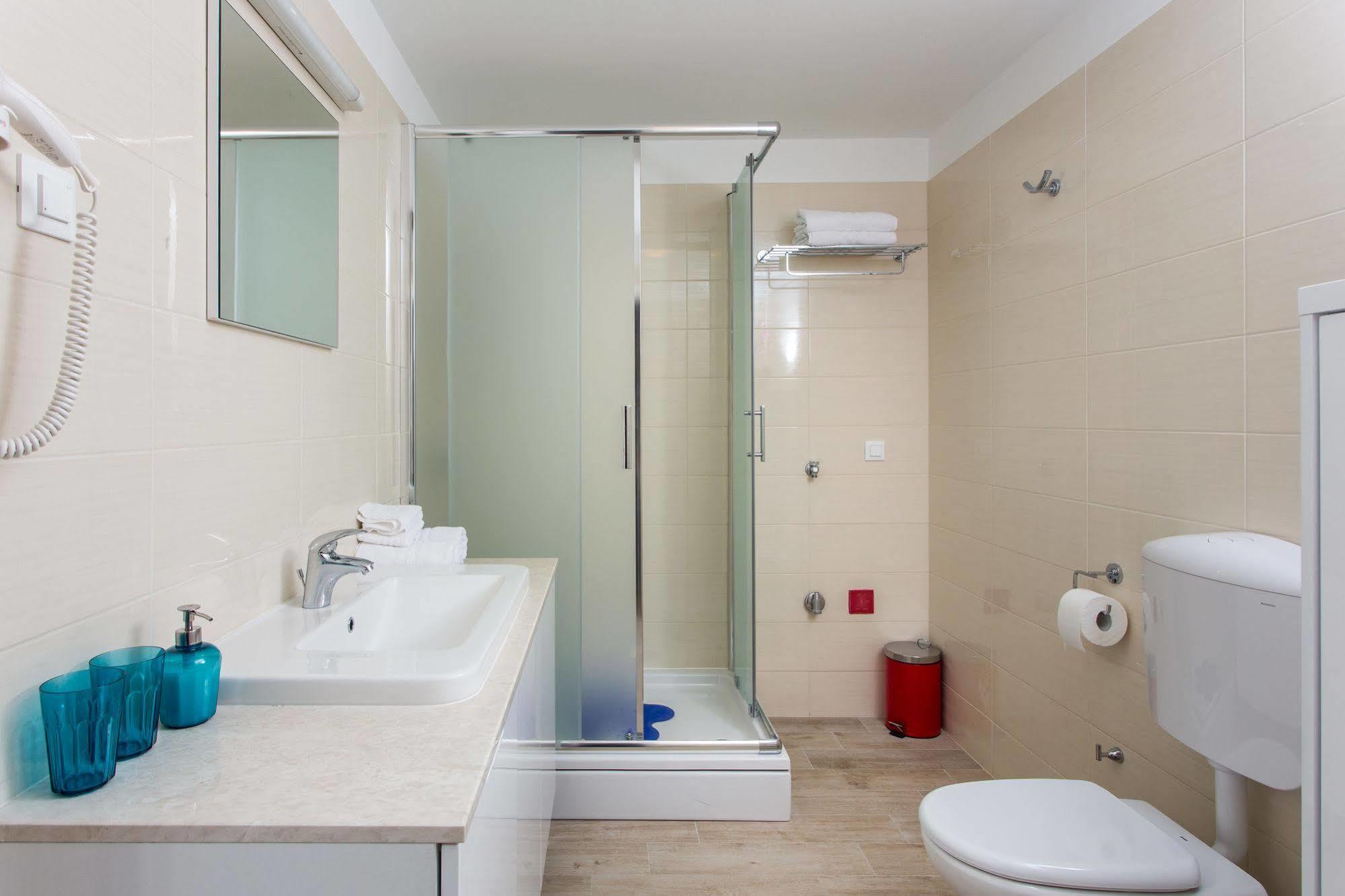 Apartments Villa Ankora ดูบรอฟนิก ภายนอก รูปภาพ